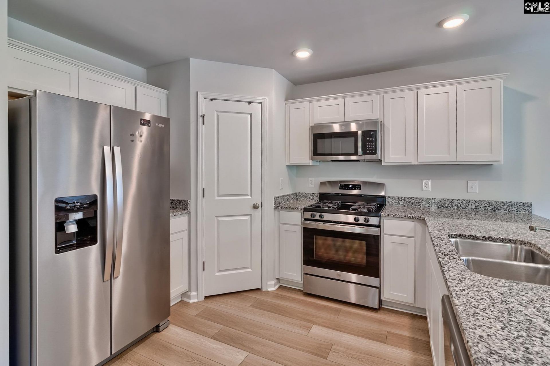 804 Wolfsburg Road Photo 11