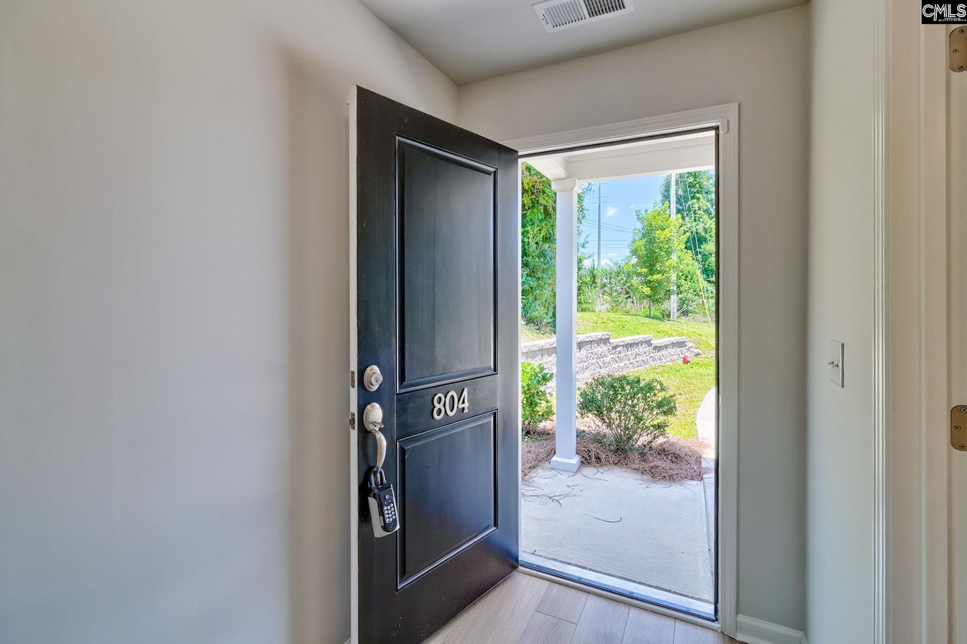 804 Wolfsburg Road Photo 5
