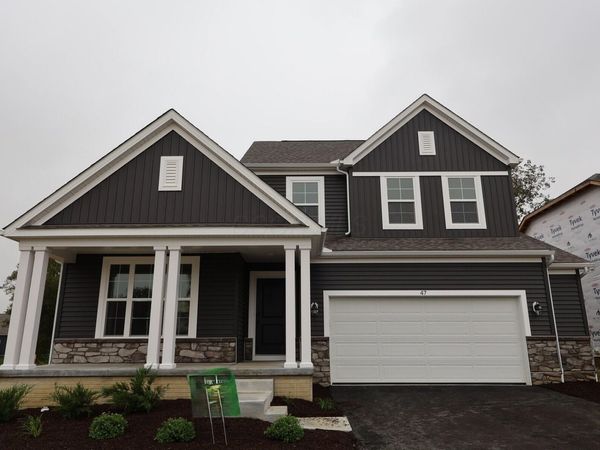 47 Englewood Road, Commercial Point, OH 43116