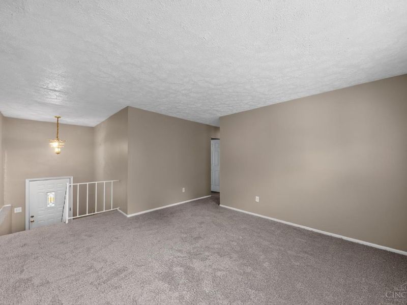 2743 Springdale Road, Colerain Township, OH 45251 Photo 7