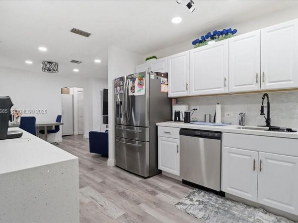7551 Polk St , Hollywood, FL 33024