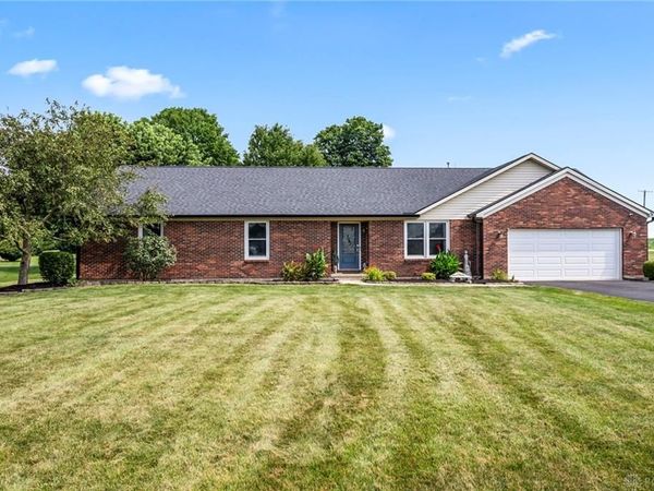 14991 Charm Hill Drive, Sidney, OH 45365