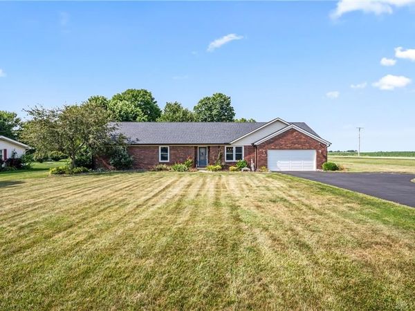 14991 Charm Hill Drive, Sidney, OH 45365