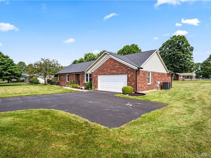 14991 Charm Hill Drive, Sidney, OH 45365 Photo 4