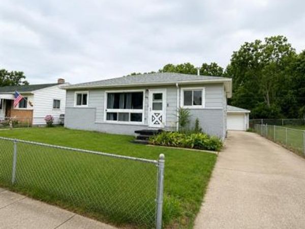 70 Devonshire Street, York Twp, MI 48198