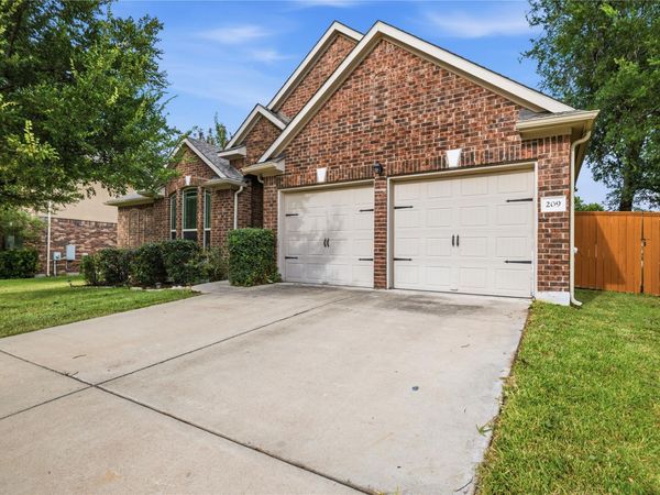 209 Monahans DR, Georgetown, TX 78628