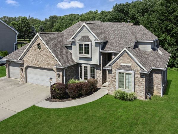 136 Meadow Drive, Beaver Falls, PA 15010