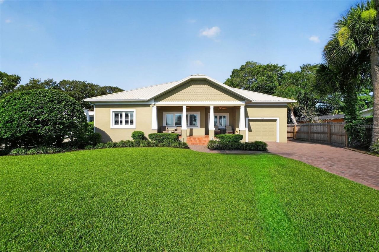 704 S Beach Street, Ormond Beach, FL 32174 Main Photo
