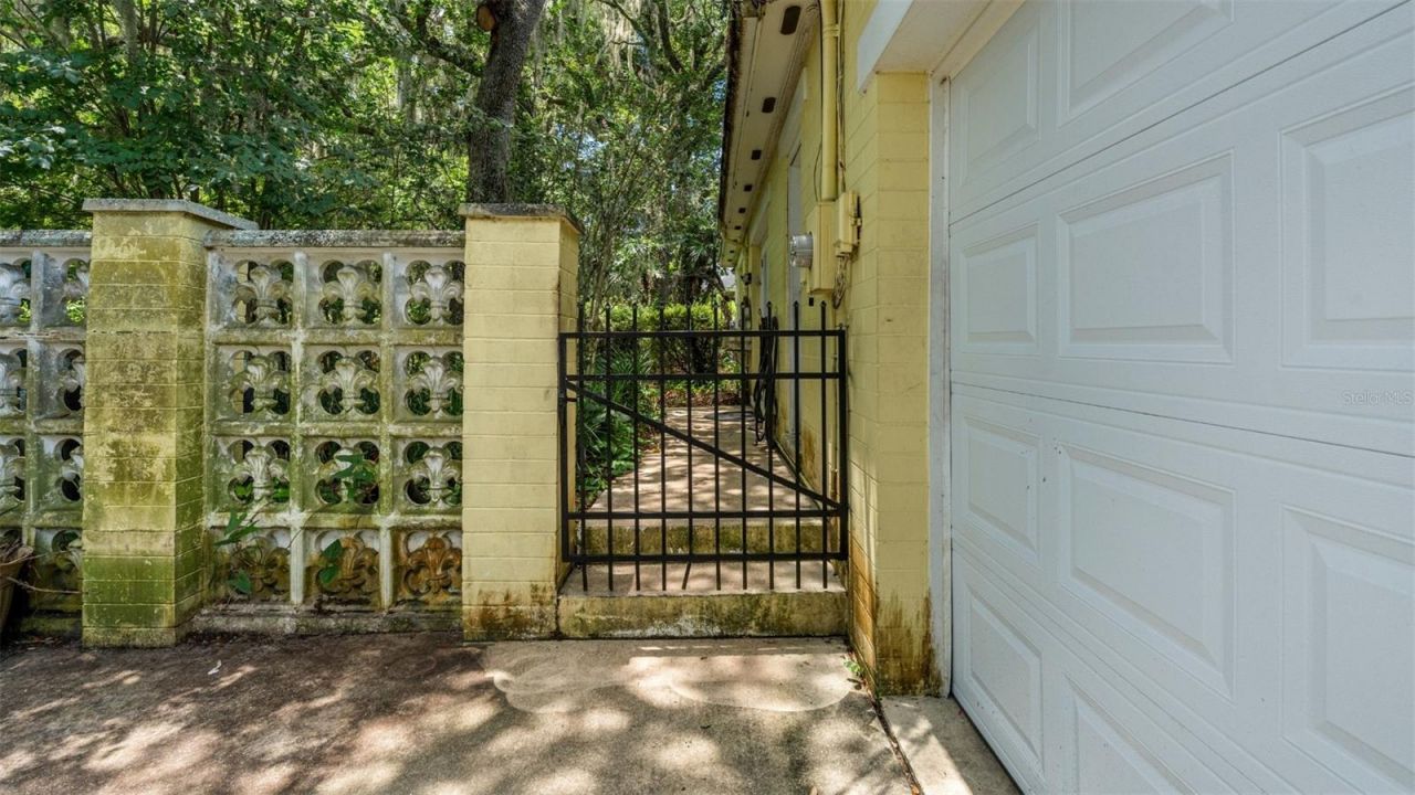 1237 Cardinal Lane, Deland, FL 32720 Photo