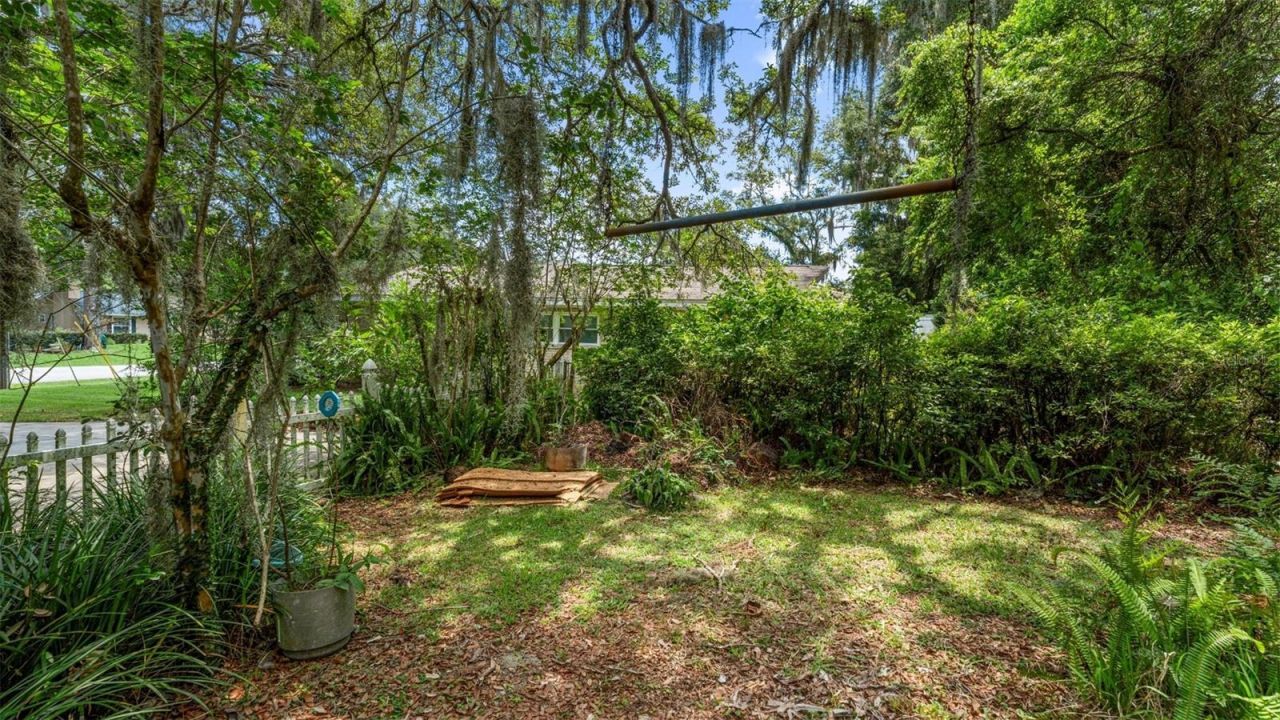 1237 Cardinal Lane, Deland, FL 32720 Photo