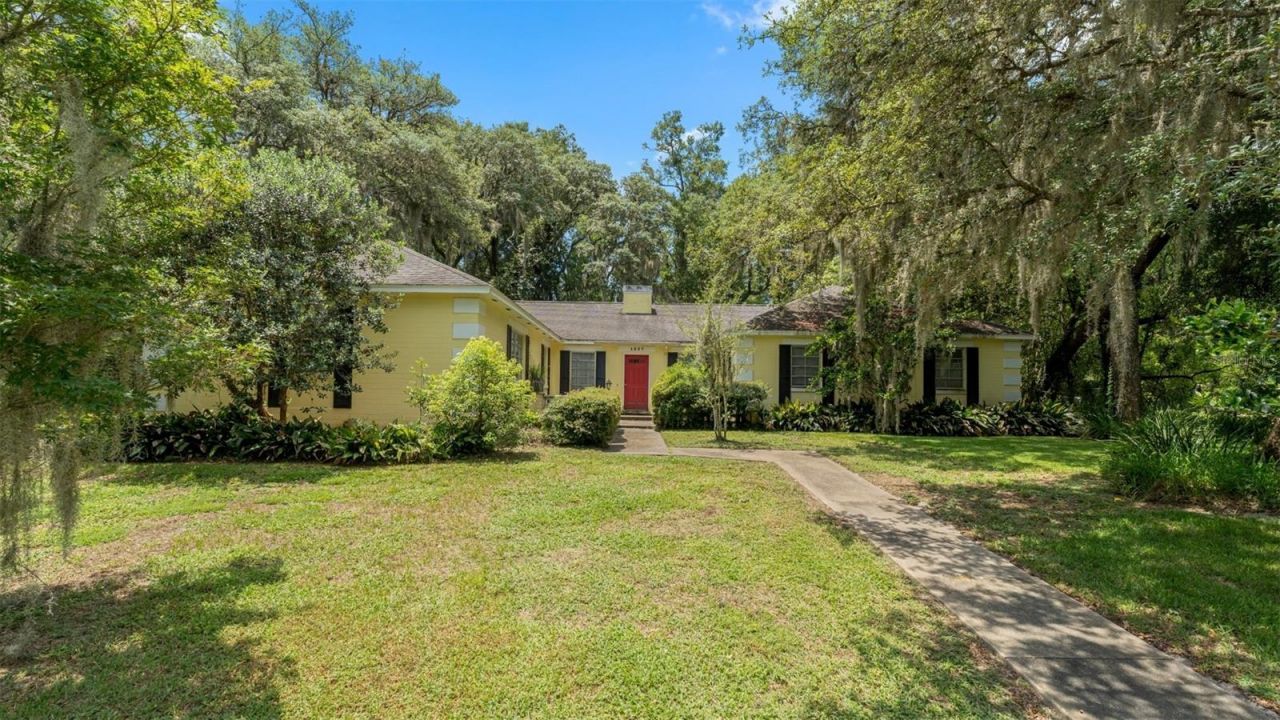 1237 Cardinal Lane, Deland, FL 32720 Photo