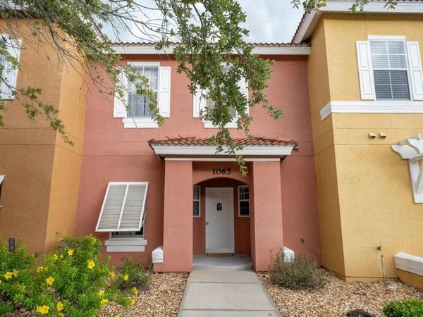 1065 PARK RIDGE CIRCLE , KISSIMMEE, FL 34746
