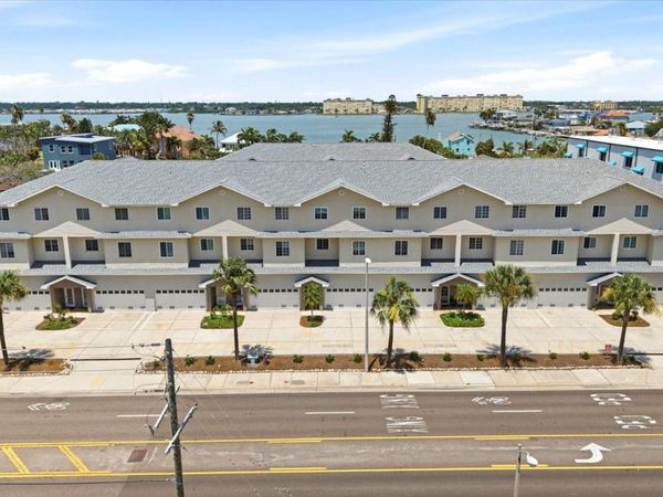 15467 GULF BOULEVARD , Unit 8, MADEIRA BEACH, FL 33708