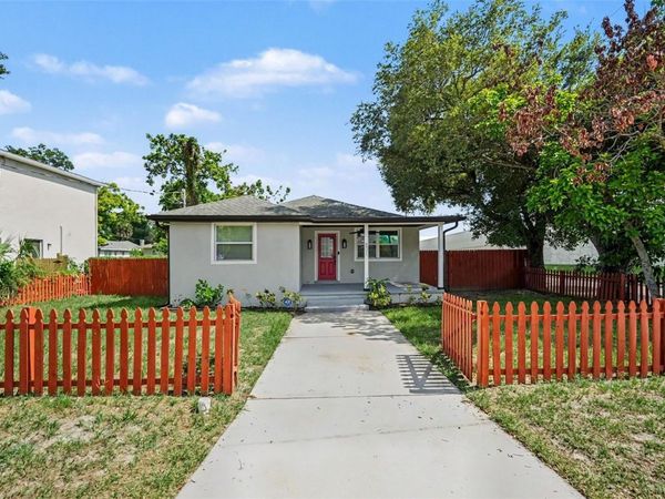 801 E BAKER STREET, TAMPA, FL 33603