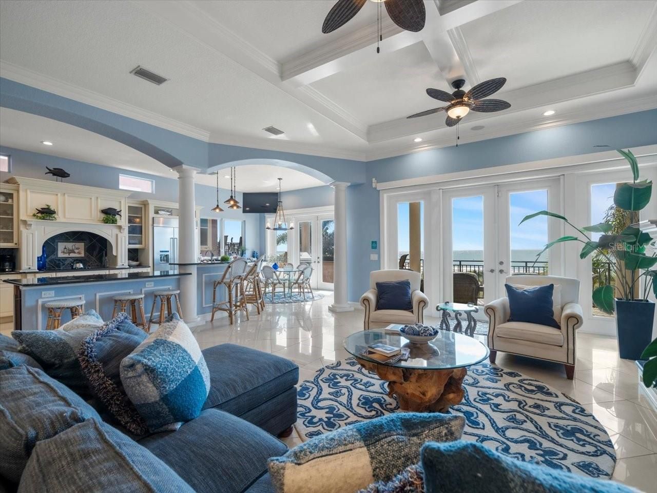 9550 W Gulf Boulevard, Treasure Island, FL 33706 Photo