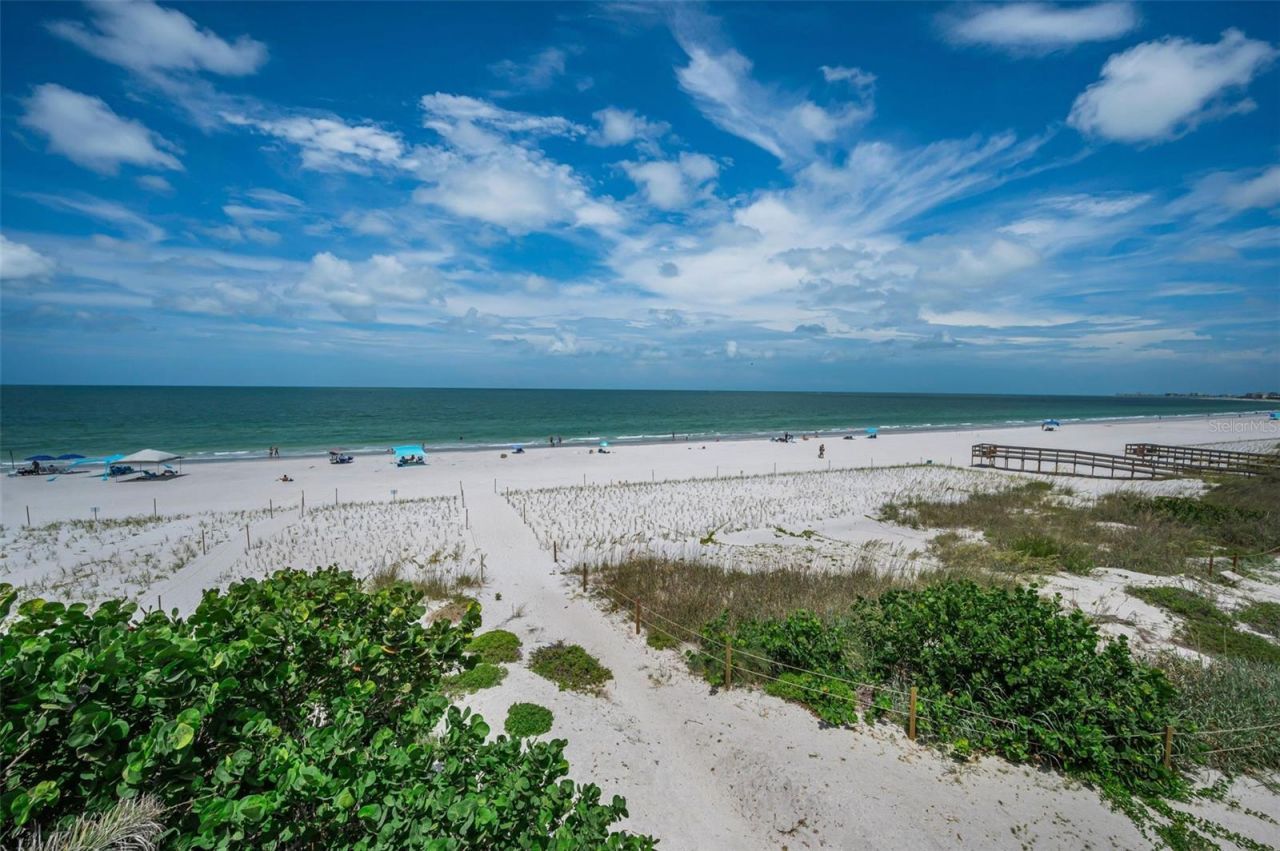 9550 W Gulf Boulevard, Treasure Island, FL 33706 Photo