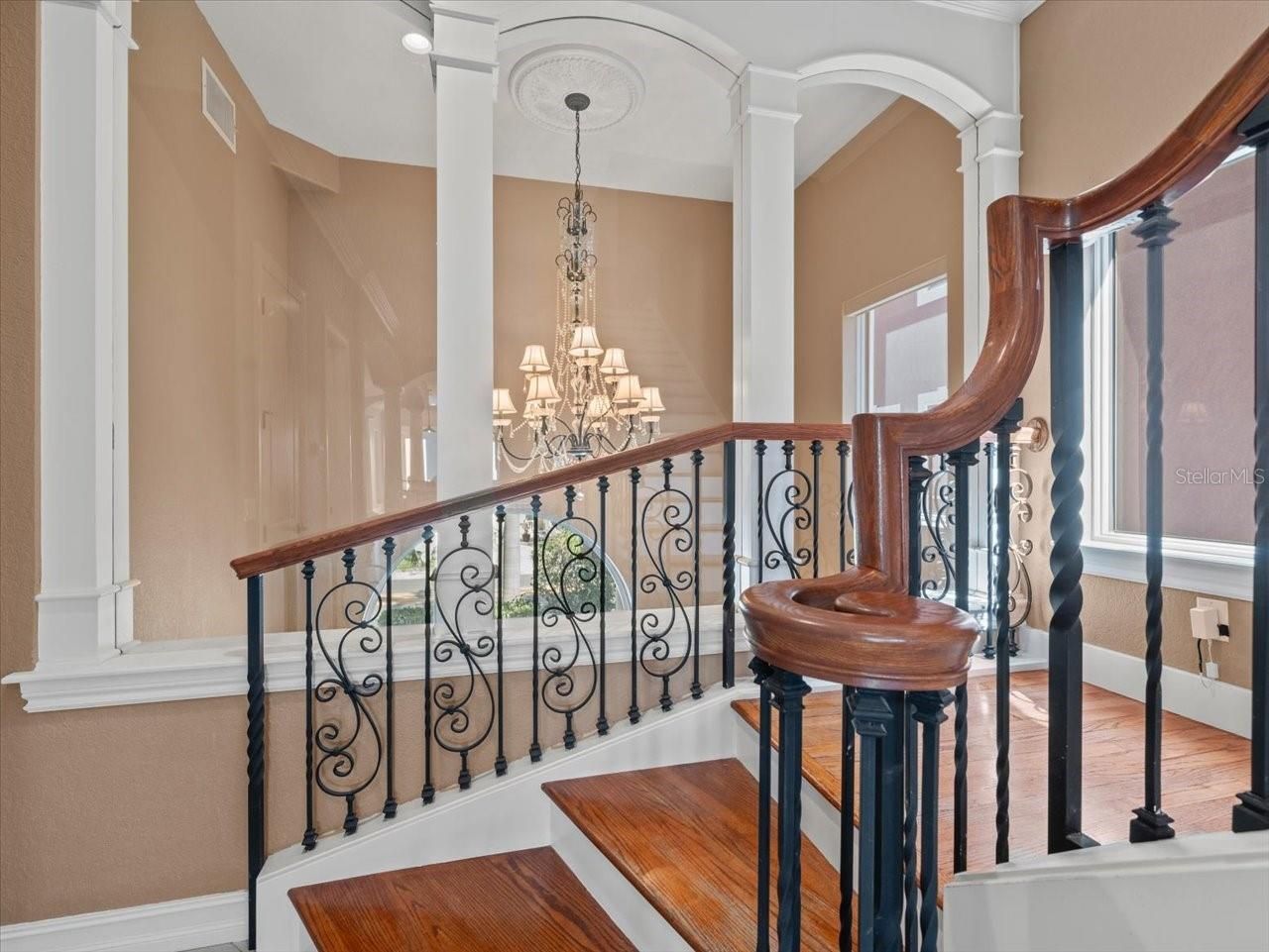 9550 W Gulf Boulevard, Treasure Island, FL 33706 Photo