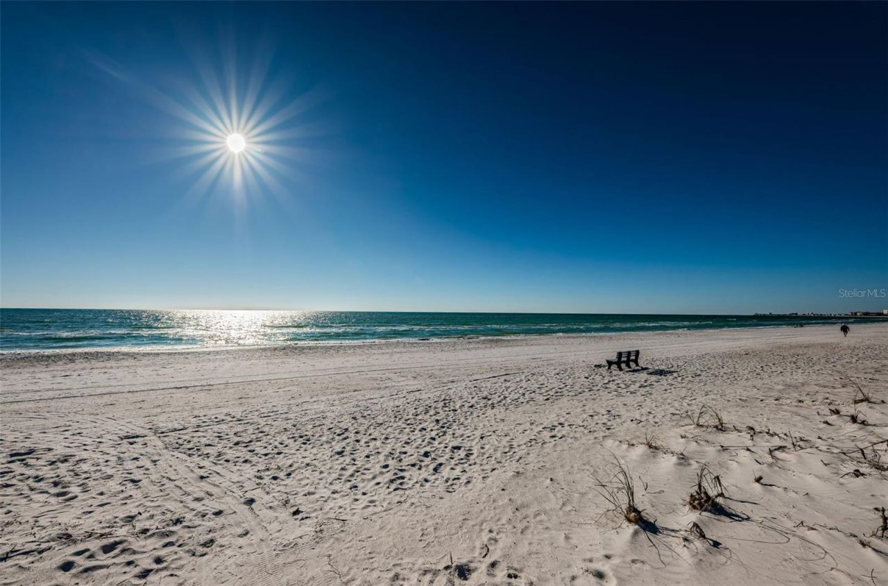9550 W Gulf Boulevard, Treasure Island, FL 33706 Photo