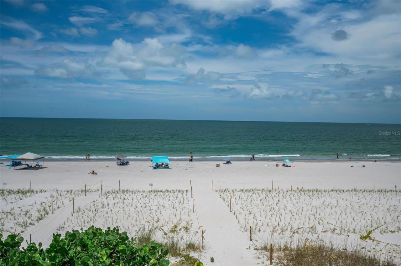 9550 W Gulf Boulevard, Treasure Island, FL 33706 Photo