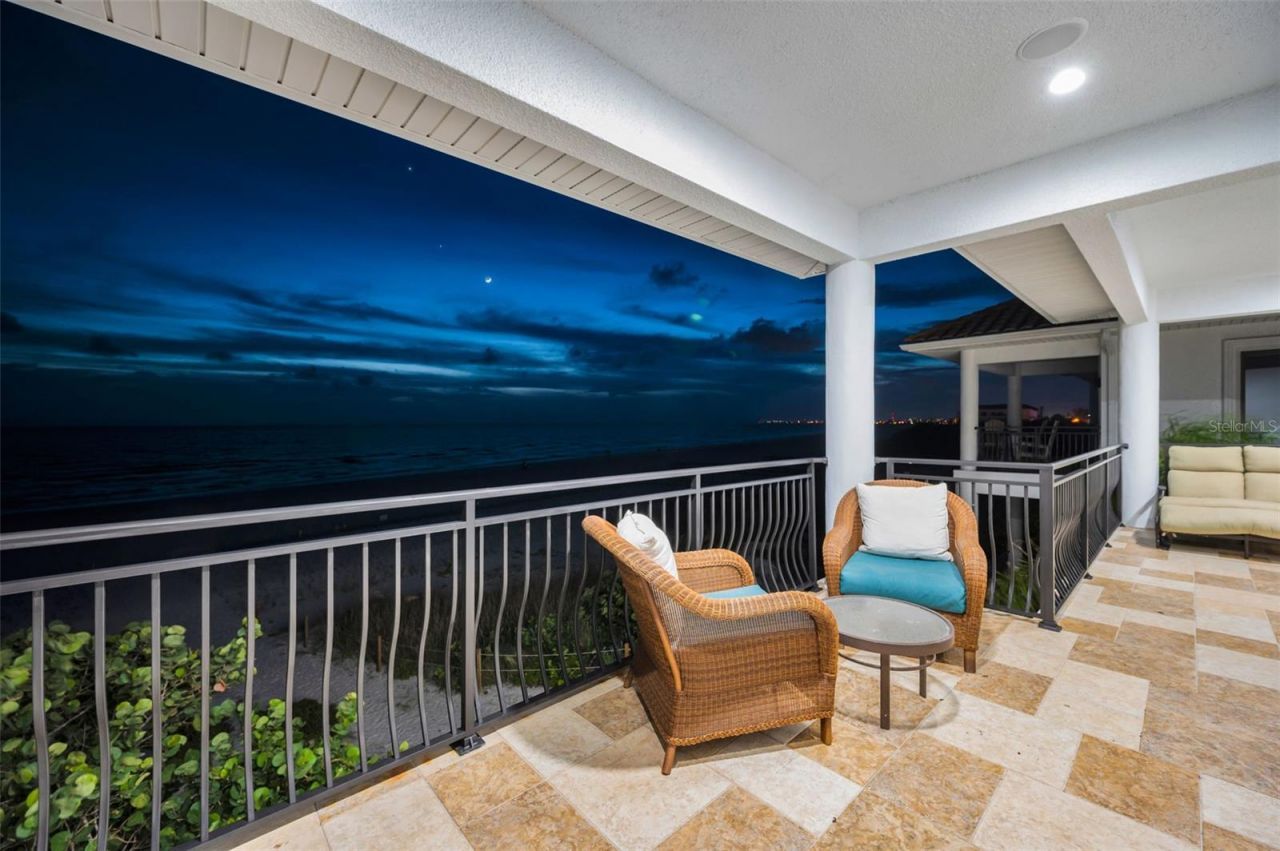 9550 W Gulf Boulevard, Treasure Island, FL 33706 Photo