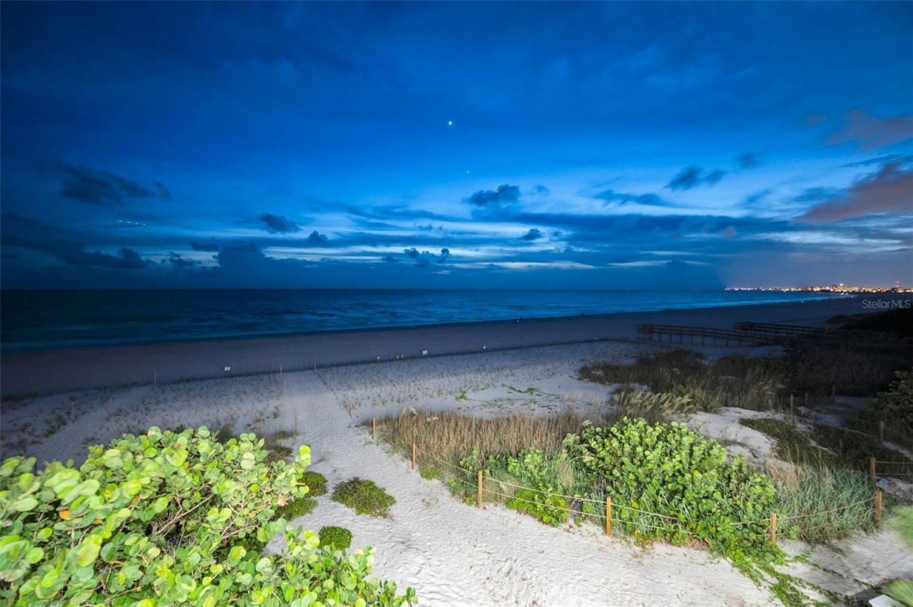 9550 W Gulf Boulevard, Treasure Island, FL 33706 Photo
