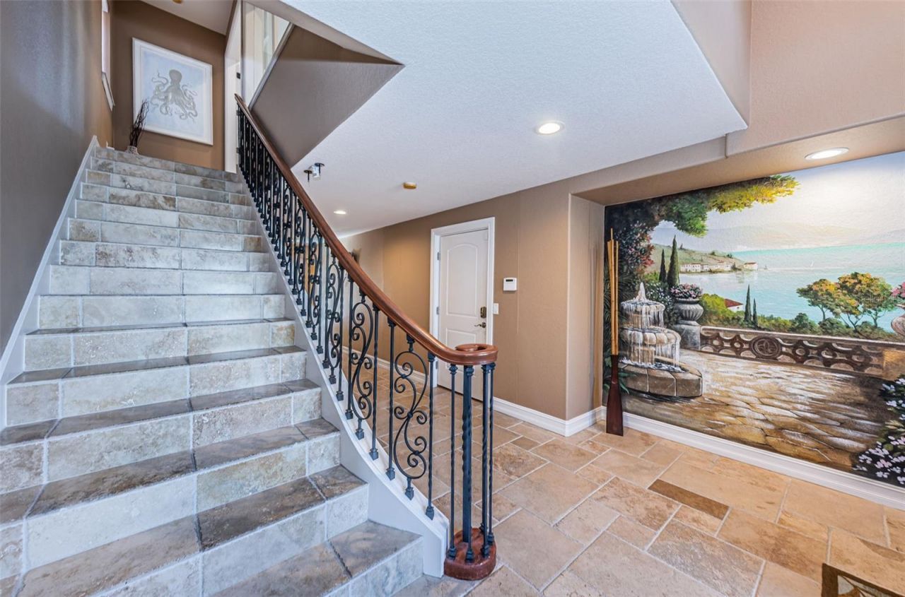 9550 W Gulf Boulevard, Treasure Island, FL 33706 Photo