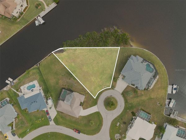3528 FOX TERRACE , PORT CHARLOTTE, FL 33981
