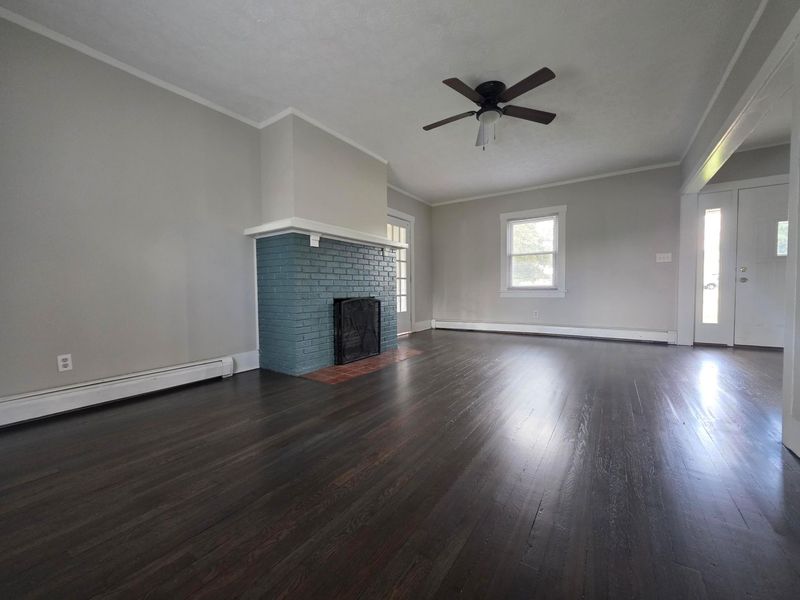 809 W Main Street , Newark, OH 43055 Photo 5