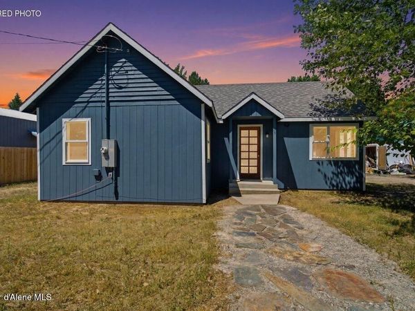 99 E Lincoln AVE, Priest River, ID 83856