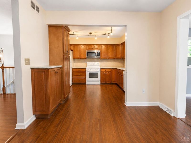 550 Melissa Drive, Oxford, OH 45056 Photo 3