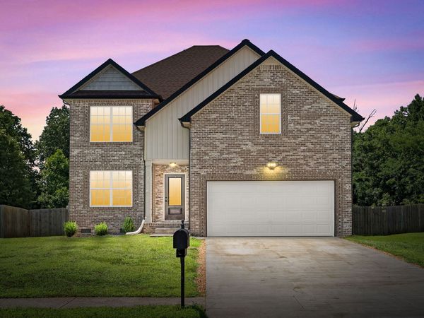 789 Banister Dr , Clarksville, TN 37042