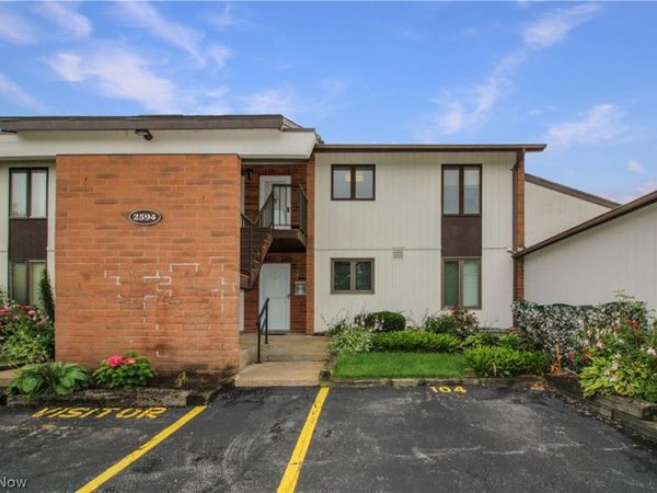 2594 E Sun Valley Drive , Port Clinton, OH 43452