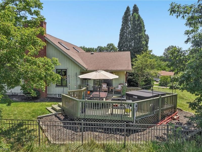 17654 Lois Way, Doylestown, OH 44230 Photo 6