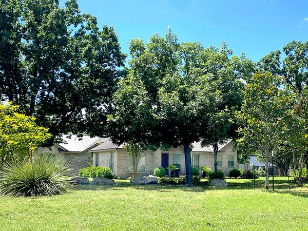 29319 Mandetta Dr, Fair Oaks Ranch, TX 78015