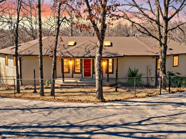 9933 Buckskin Circle , Rogers, AR 72758