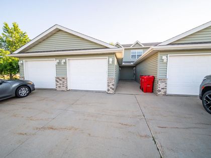 1803 Daniel Lane Stewartville, MN 55976
