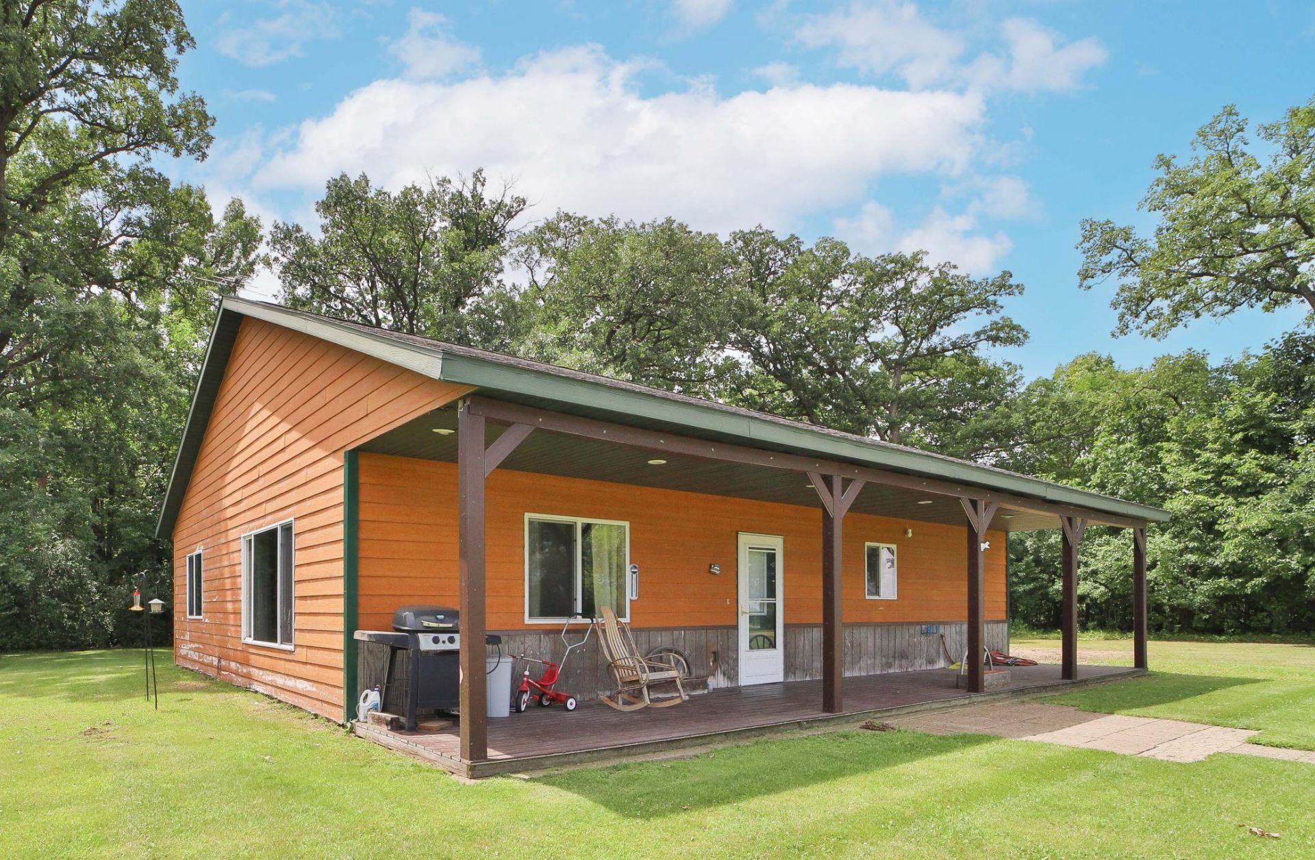 34564 141st Avenue , Eagle Bend, MN 56446