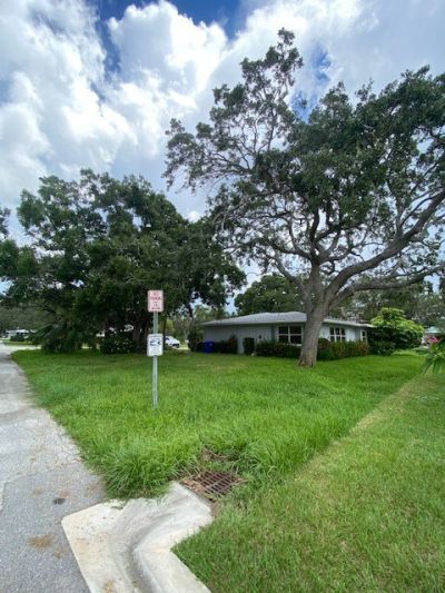 395 19th Street, Vero Beach, FL 32960 Photo