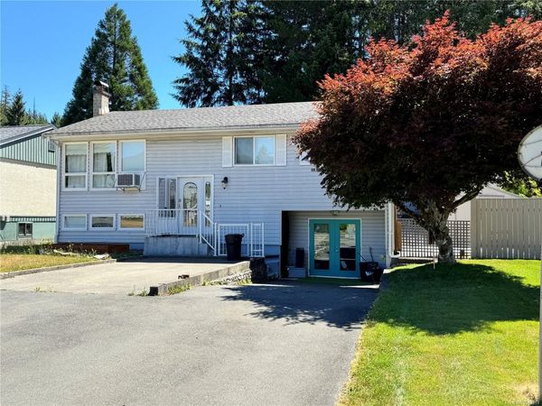 611 Nimpkish Dr, Gold River, BC V0P 1G0