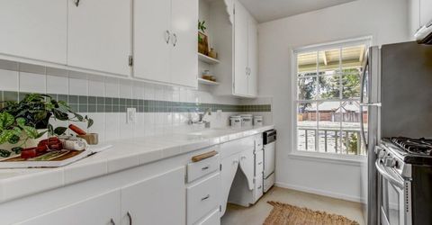 5432 U St, Sacramento, CA 95817 Photo