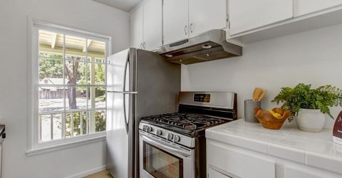 5432 U St, Sacramento, CA 95817 Photo