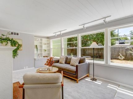 5432 U St, Sacramento, CA 95817 Photo
