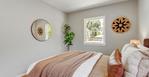 5432 U St, Sacramento, CA 95817 Photo