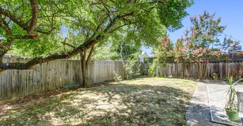 5432 U St, Sacramento, CA 95817 Photo
