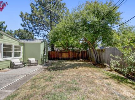 5432 U St, Sacramento, CA 95817 Photo
