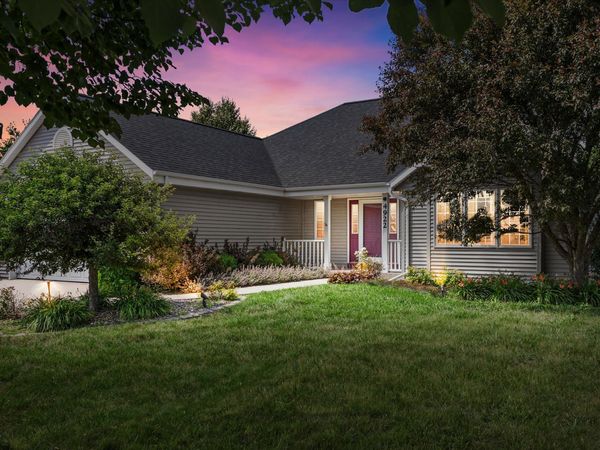 4922 26th St, Kenosha, WI 53144