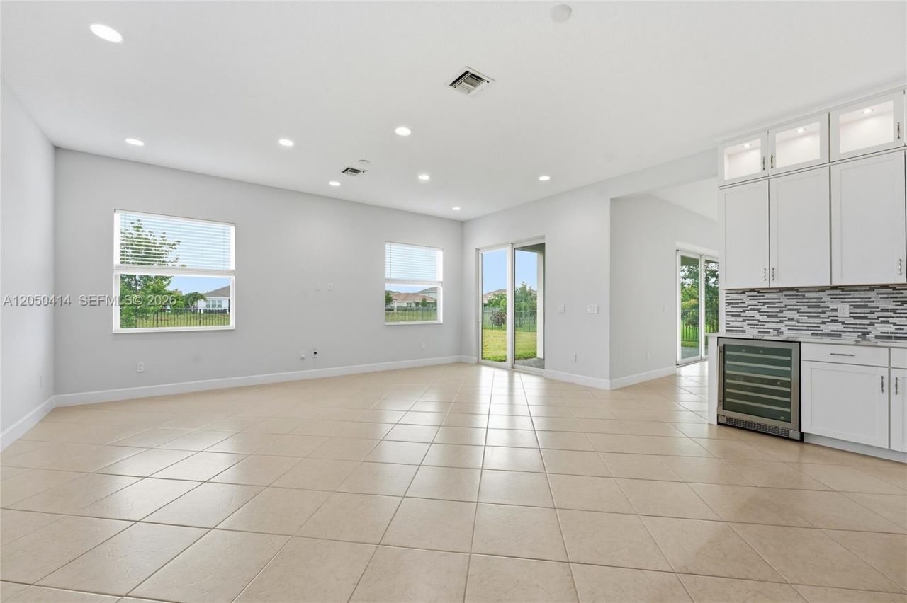 15239 Goldfinch Cir , Unit 15239, Westlake, FL 33470 Photo