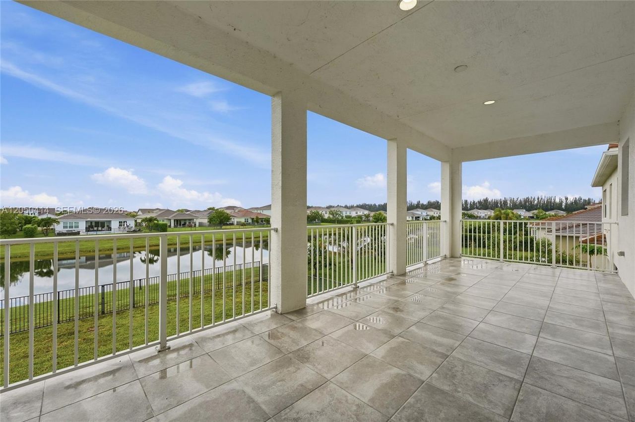 15239 Goldfinch Cir , Unit 15239, Westlake, FL 33470 Photo