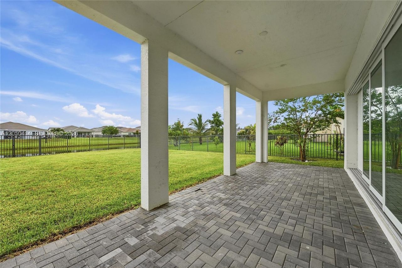15239 Goldfinch Cir , Unit 15239, Westlake, FL 33470 Photo