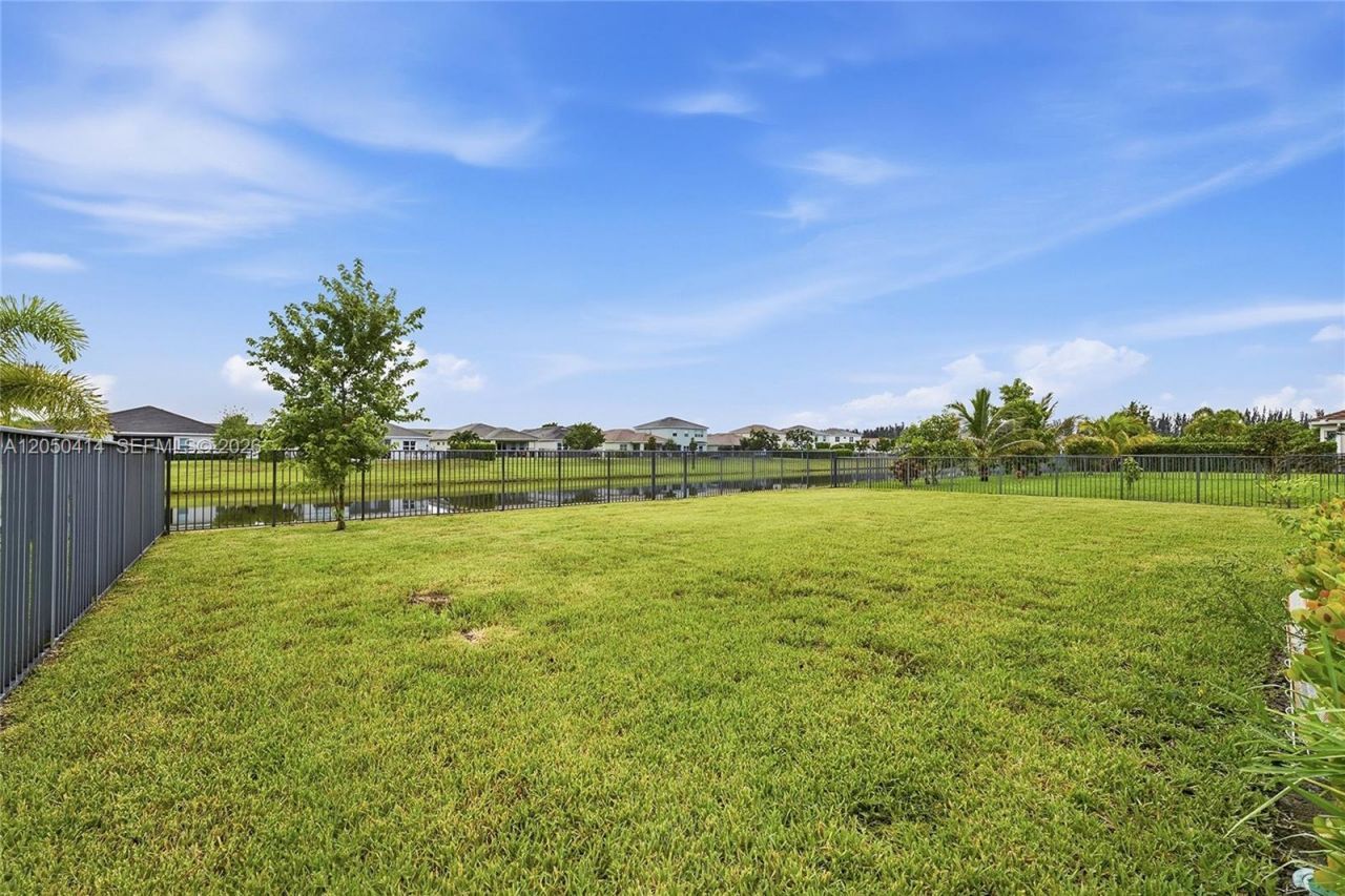 15239 Goldfinch Cir , Unit 15239, Westlake, FL 33470 Photo
